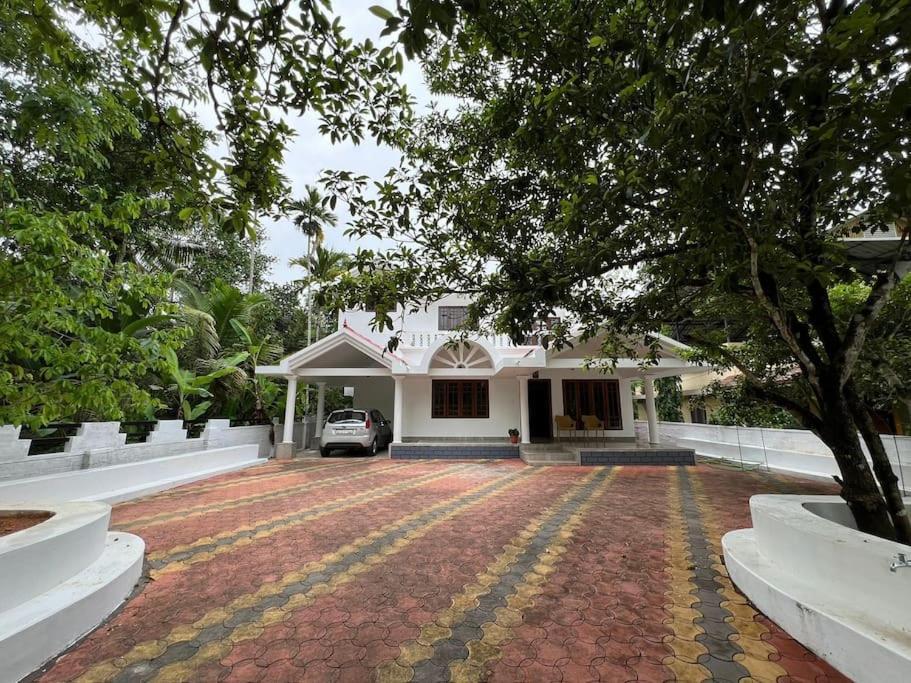 Kalarikkal House Villa Kochi Luaran gambar